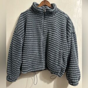 Cropped Sherpa Jacket